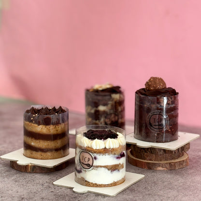 MINIATURE CAKES