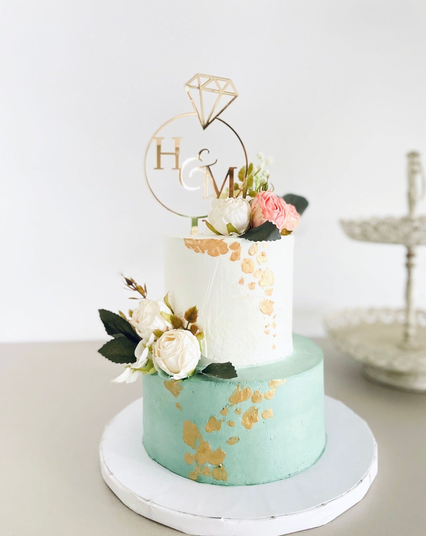 Engagement cake decoration - YouTube